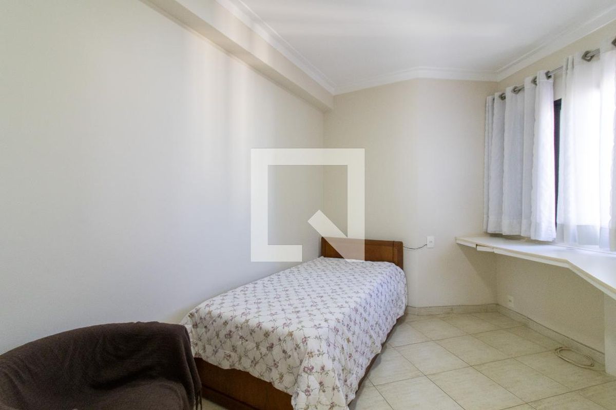 Apartamento à Venda - Bosque, 3 Quartos,  210 m2 em , Campinas - sp | SoloBR