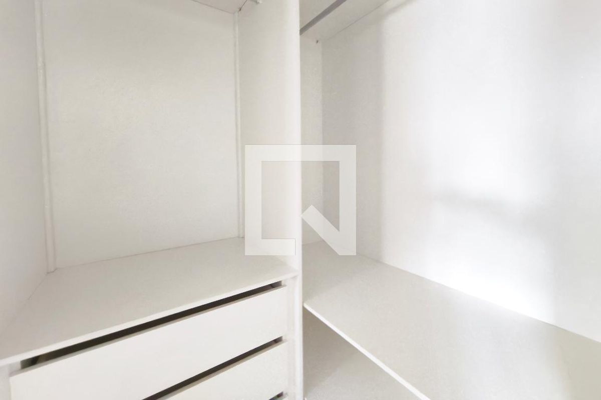 Casa à Venda - Swiss Park, 3 Quartos,  260 m2 em , Campinas - sp | SoloBR