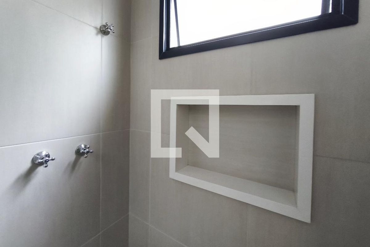 Casa à Venda - Swiss Park, 3 Quartos,  260 m2 em , Campinas - sp | SoloBR