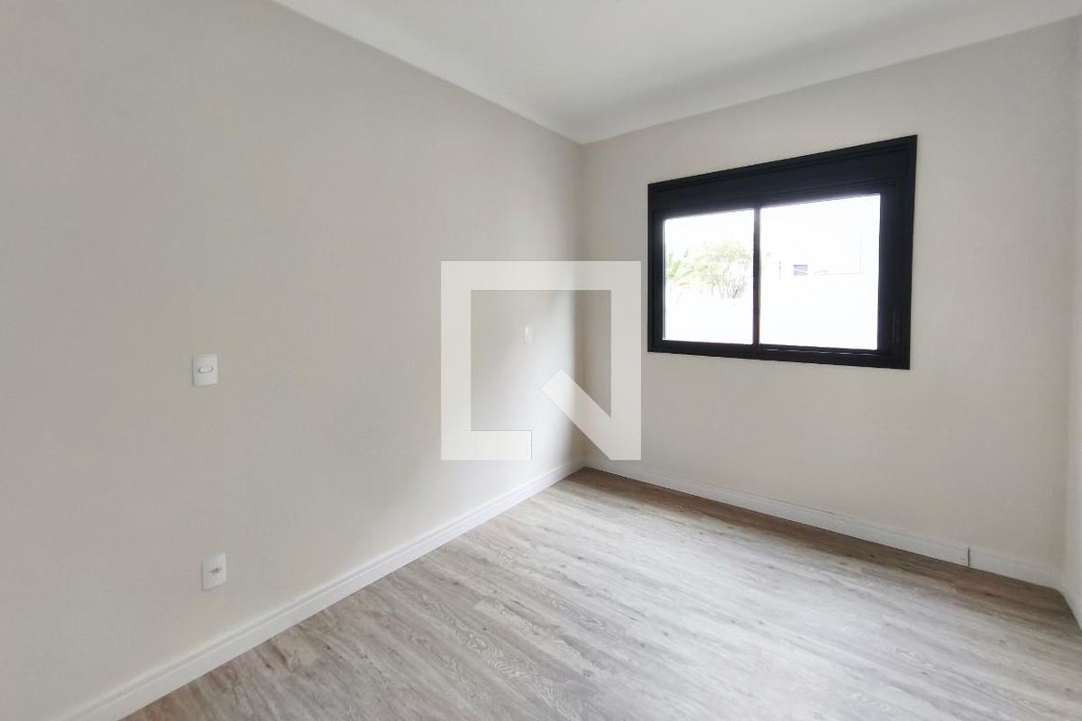 Casa à Venda - Swiss Park, 3 Quartos,  260 m2 em , Campinas - sp | SoloBR