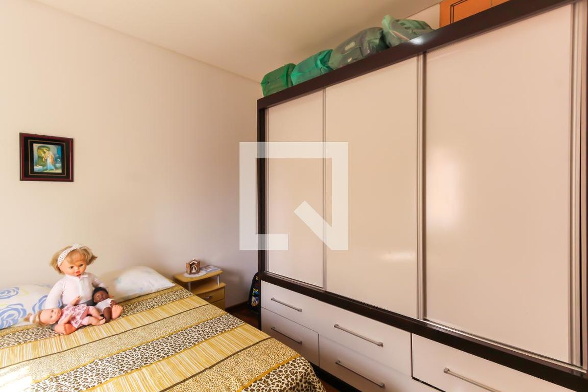 Casa, 4 quartos, 200 m² - Foto 44
