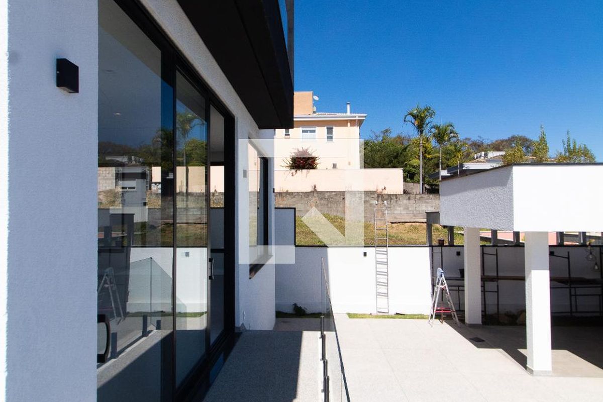 Casa à Venda - Lot. Alphaville Campinas, 4 Quartos,  411 m2 em , Campinas - sp | SoloBR