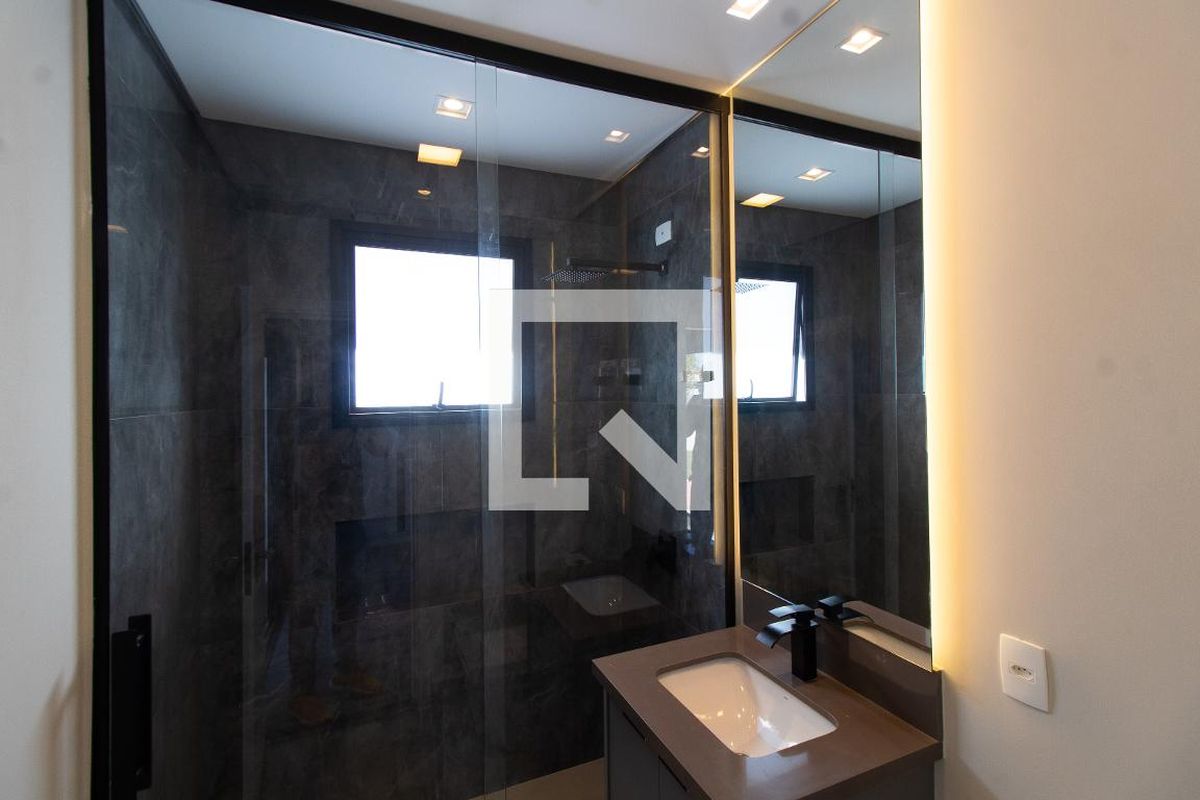 Casa à Venda - Lot. Alphaville Campinas, 4 Quartos,  411 m2 em , Campinas - sp | SoloBR
