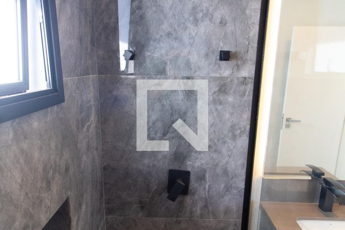 Casa à Venda - Lot. Alphaville Campinas, 4 Quartos,  411 m2 em , Campinas - sp | SoloBR
