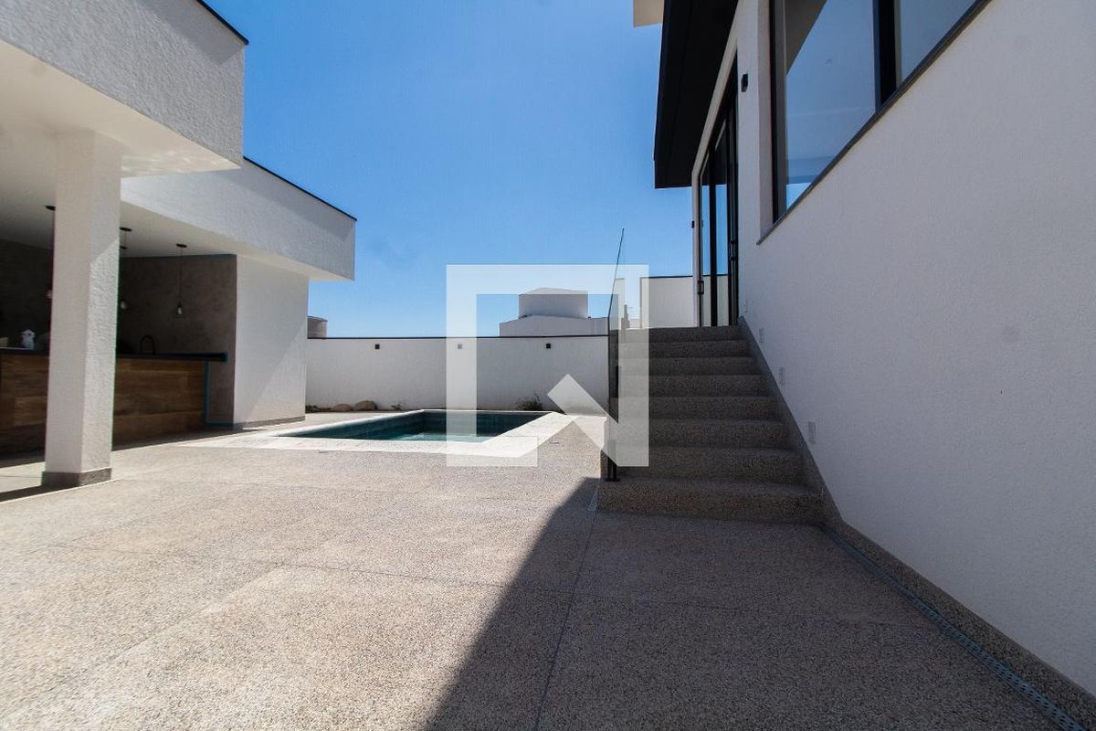 Casa à Venda - Lot. Alphaville Campinas, 4 Quartos,  411 m2 em , Campinas - sp | SoloBR