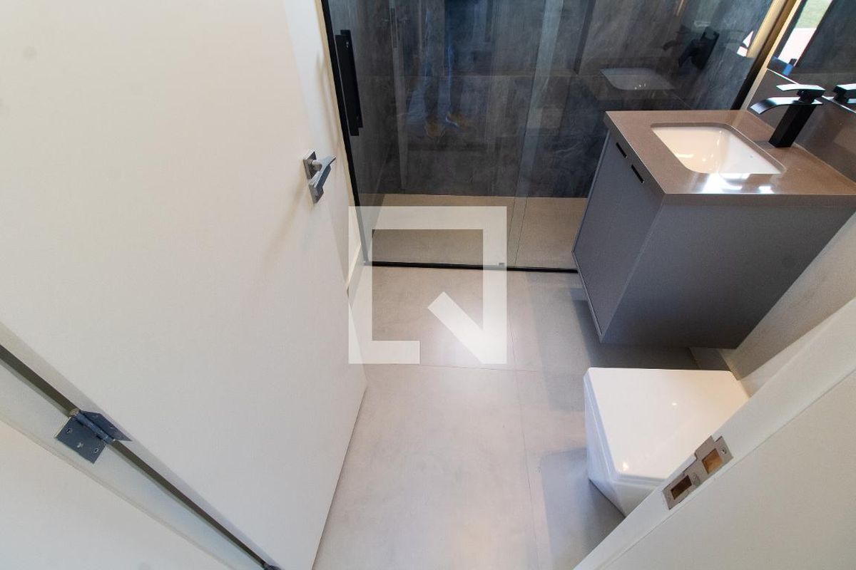 Casa à Venda - Lot. Alphaville Campinas, 4 Quartos,  411 m2 em , Campinas - sp | SoloBR