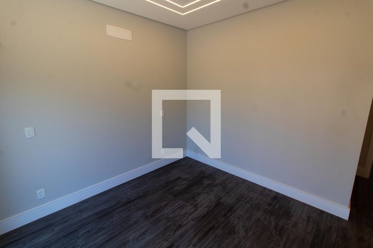 Casa à Venda - Lot. Alphaville Campinas, 4 Quartos,  411 m2 em , Campinas - sp | SoloBR