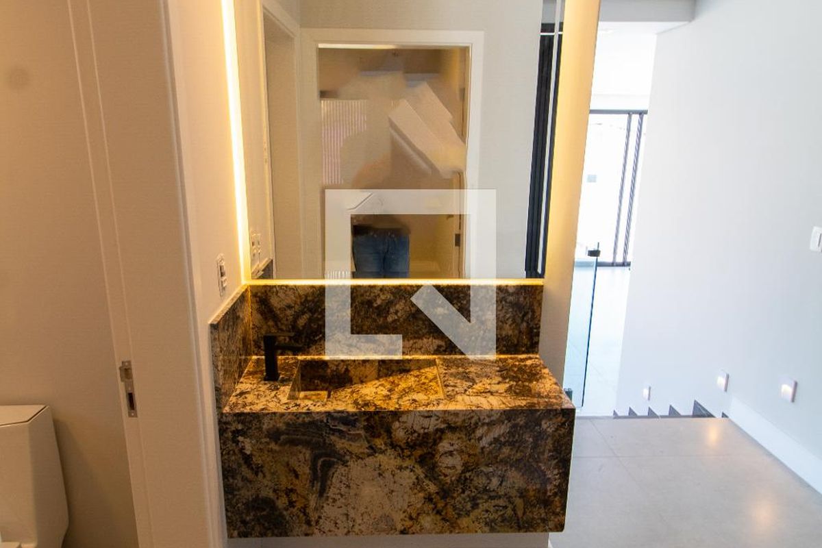 Casa à Venda - Lot. Alphaville Campinas, 4 Quartos,  411 m2 em , Campinas - sp | SoloBR