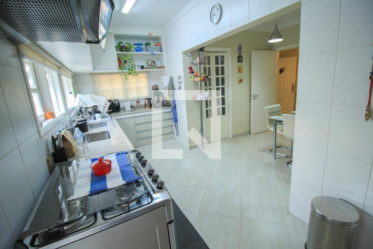 Casa, 4 quartos, 338 m² - Foto 59