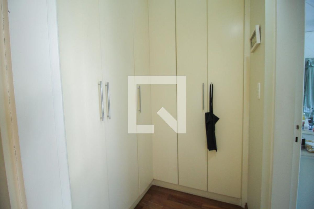 Casa, 4 quartos, 338 m² - Foto 19