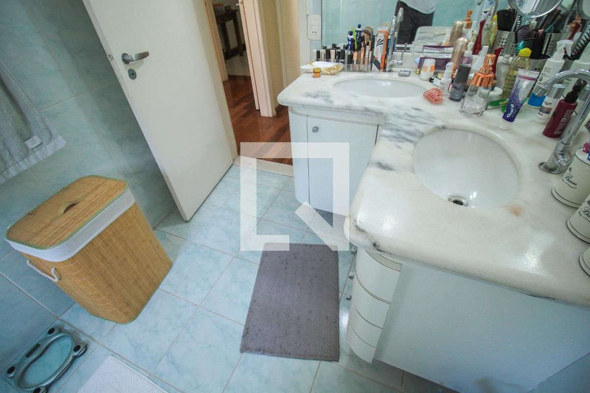 Casa, 4 quartos, 338 m² - Foto 23