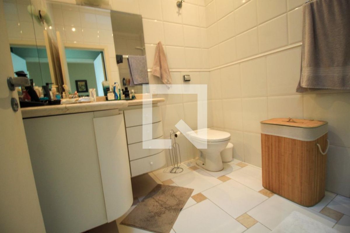 Casa, 4 quartos, 338 m² - Foto 48
