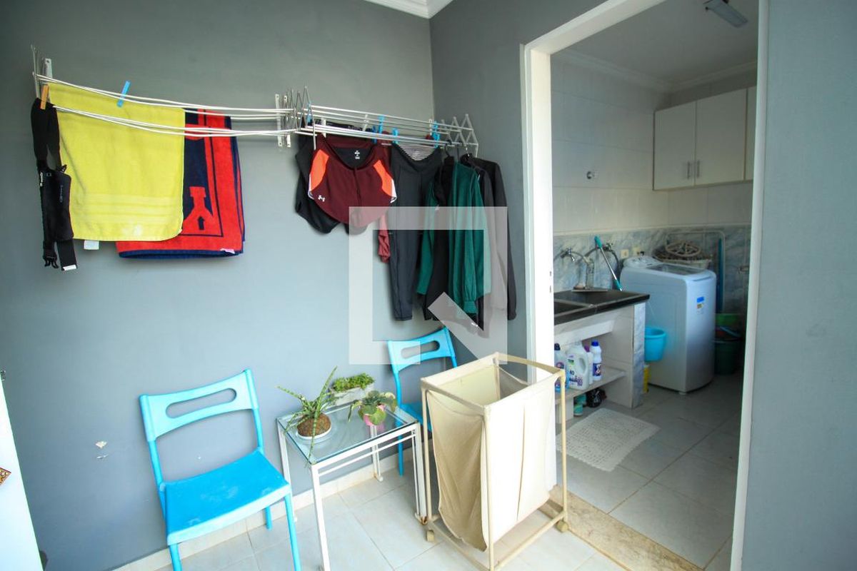 Casa, 4 quartos, 338 m² - Foto 61