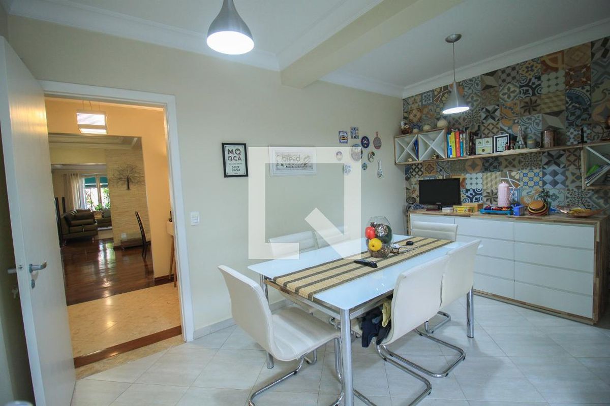 Casa, 4 quartos, 338 m² - Foto 53