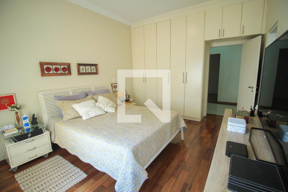 Casa, 4 quartos, 338 m² - Foto 16