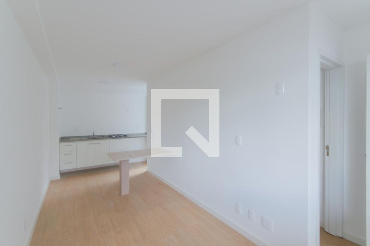 Apartamento, 1 quarto, 33 m² - Foto 2