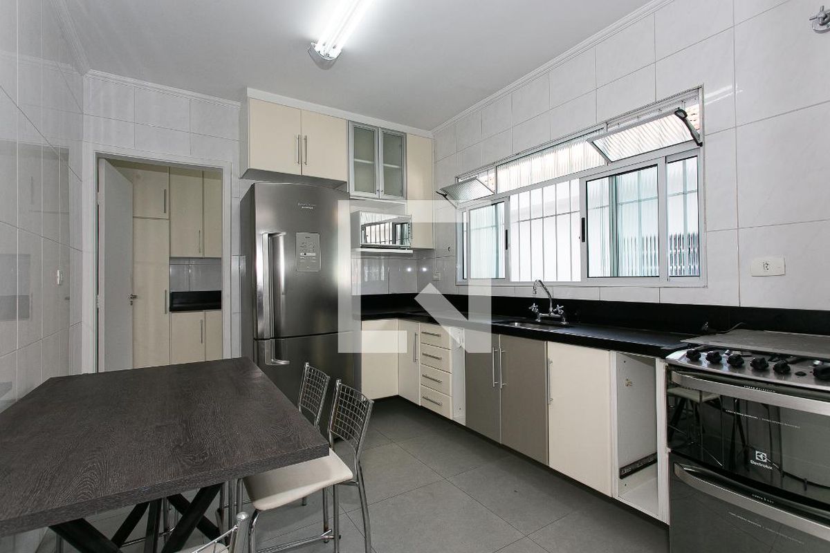 Casa, 3 quartos, 200 m² - Foto 76