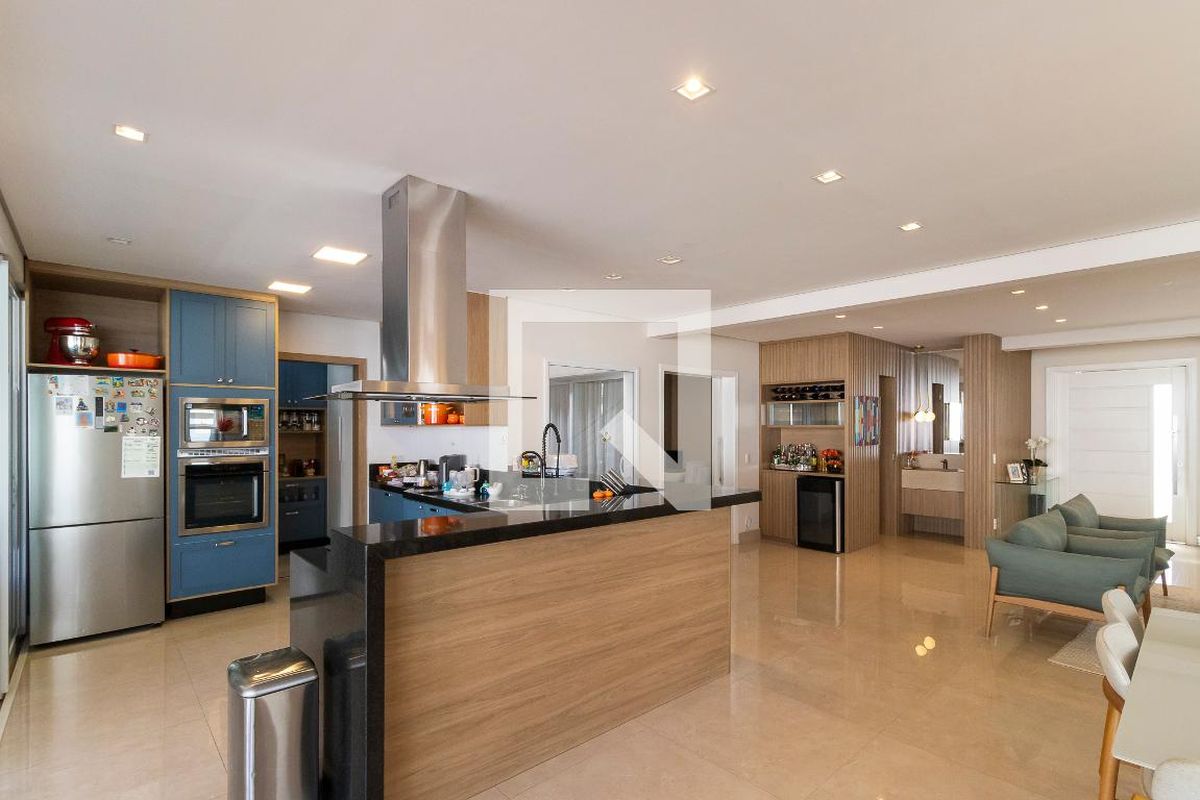 Casa à Venda - Swiss Park, 4 Quartos,  320 m2 em , Campinas - sp | SoloBR