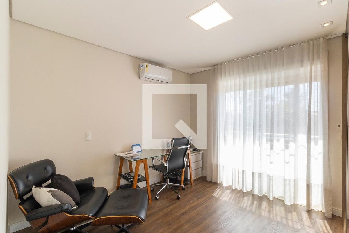 Casa à Venda - Swiss Park, 4 Quartos,  320 m2 em , Campinas - sp | SoloBR