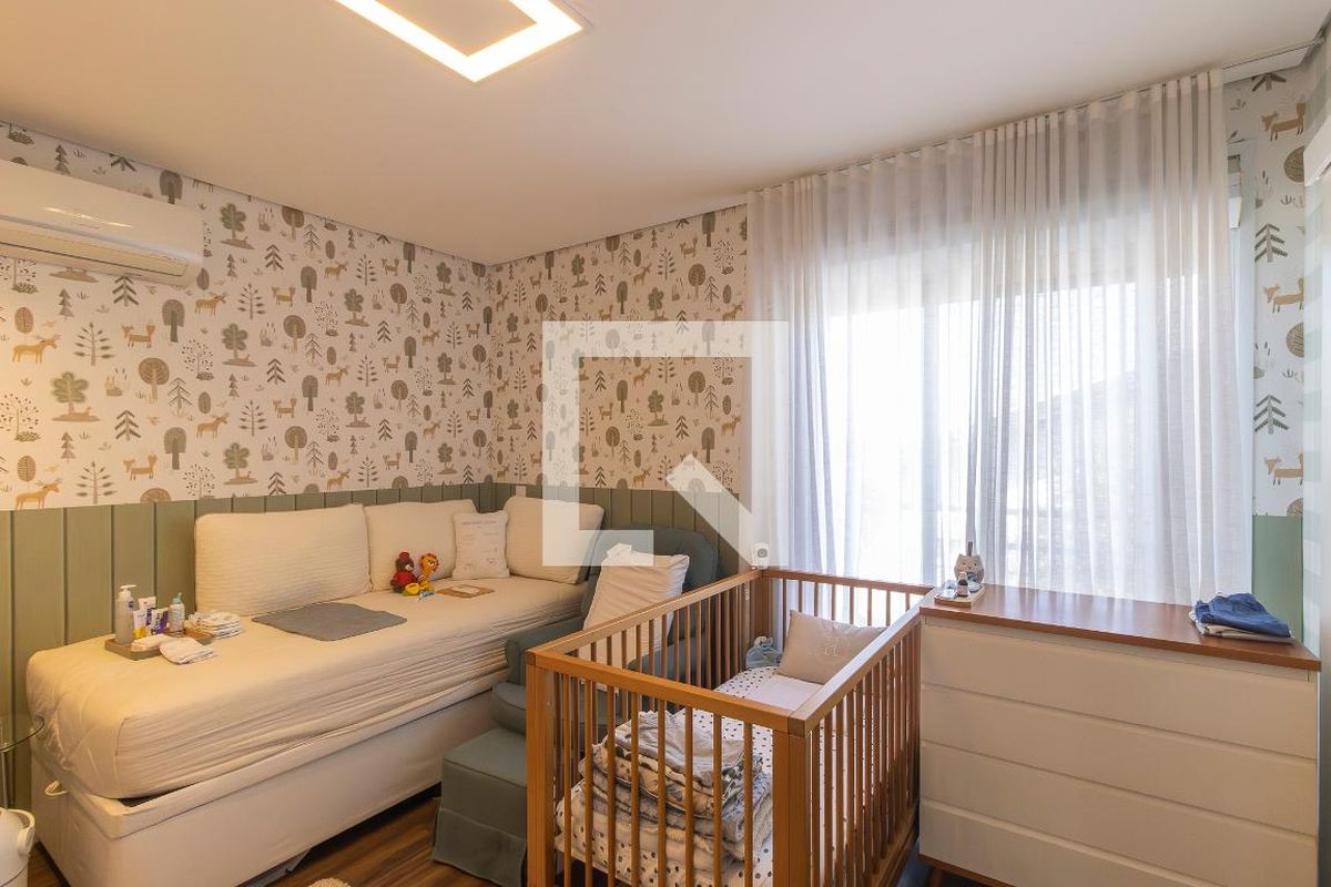 Casa à Venda - Swiss Park, 4 Quartos,  320 m2 em , Campinas - sp | SoloBR