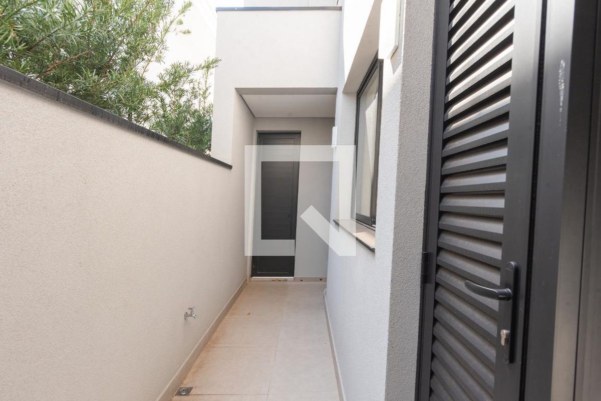Casa à Venda - Swiss Park, 4 Quartos,  330 m2 em , Campinas - sp | SoloBR