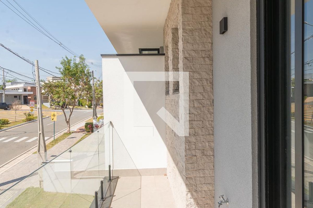 Casa à Venda - Swiss Park, 4 Quartos,  330 m2 em , Campinas - sp | SoloBR