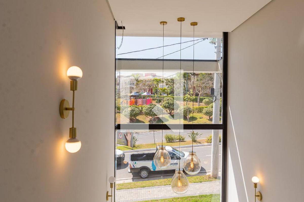 Casa à Venda - Swiss Park, 4 Quartos,  330 m2 em , Campinas - sp | SoloBR