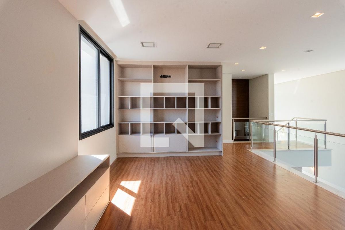 Casa à Venda - Swiss Park, 4 Quartos,  330 m2 em , Campinas - sp | SoloBR