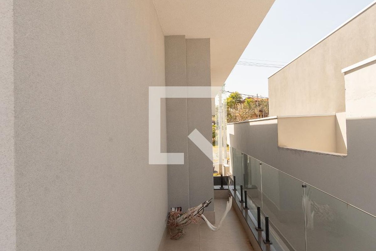 Casa à Venda - Swiss Park, 4 Quartos,  330 m2 em , Campinas - sp | SoloBR