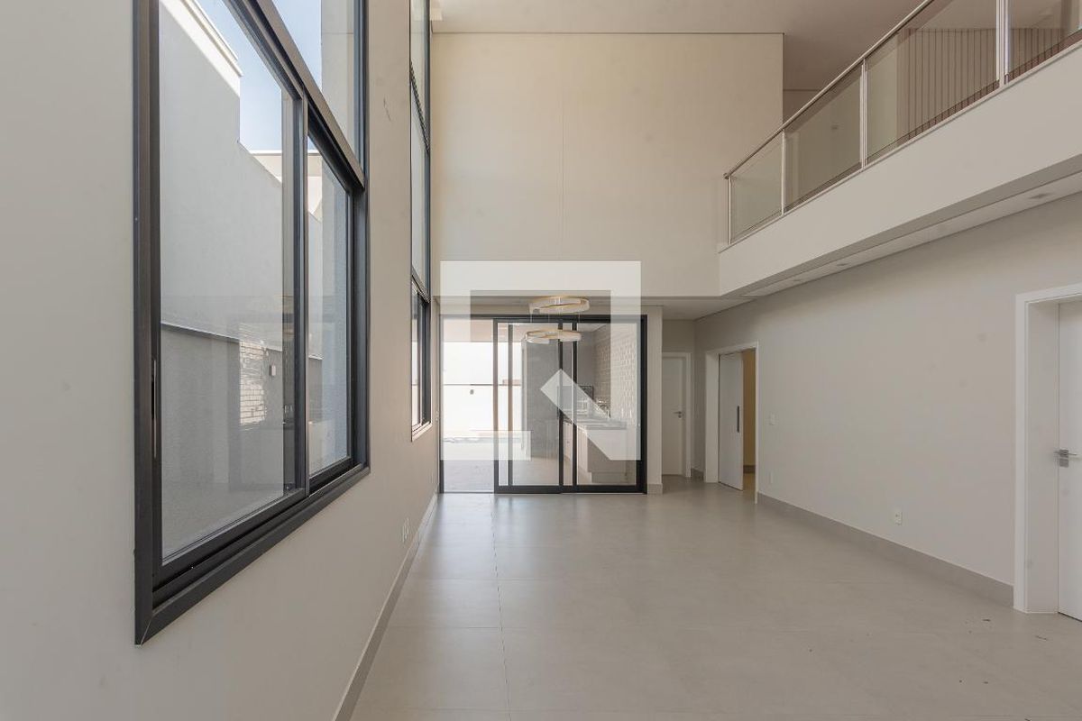 Casa à Venda - Swiss Park, 4 Quartos,  330 m2 em , Campinas - sp | SoloBR