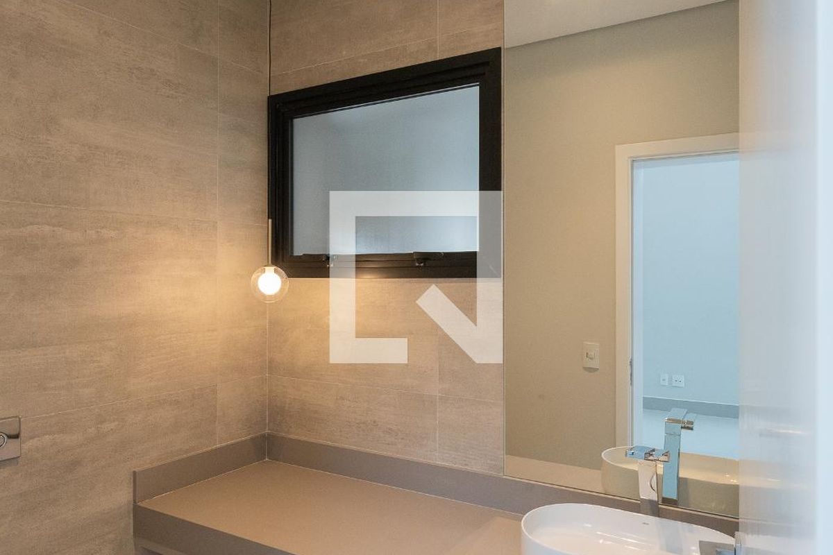 Casa à Venda - Swiss Park, 4 Quartos,  330 m2 em , Campinas - sp | SoloBR