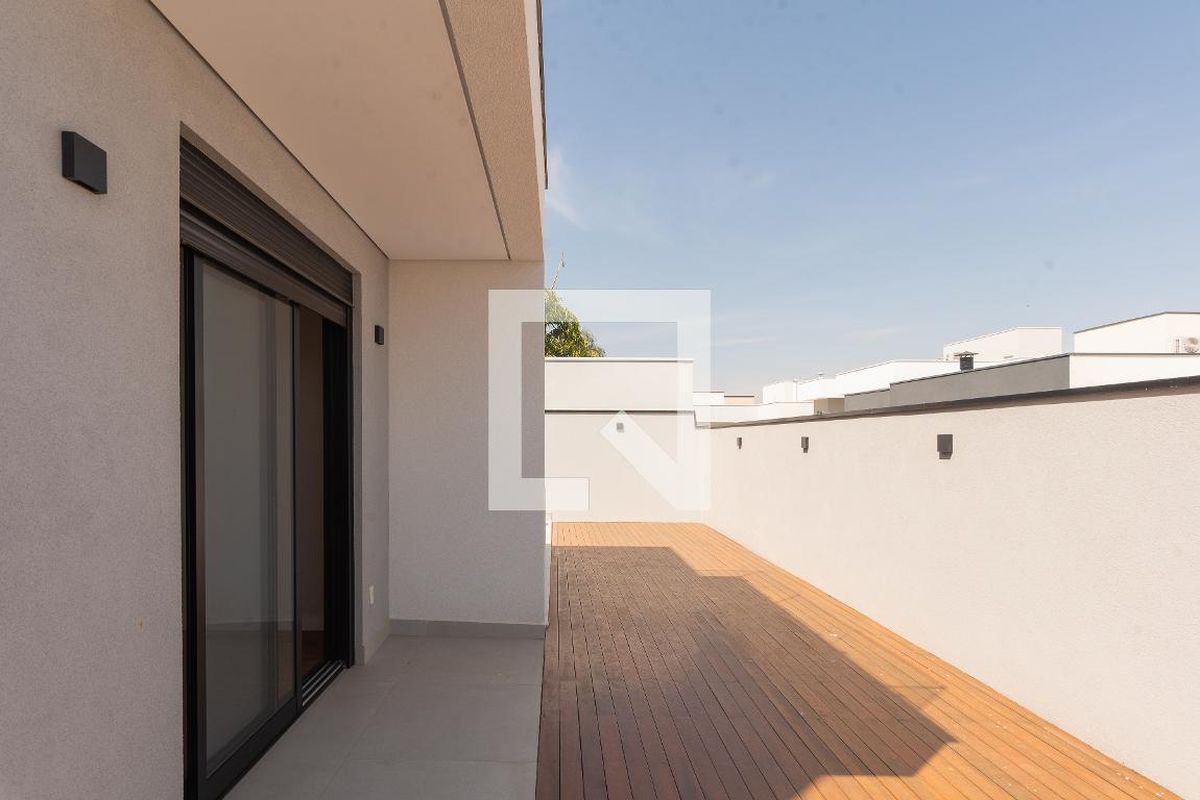 Casa à Venda - Swiss Park, 4 Quartos,  330 m2 em , Campinas - sp | SoloBR