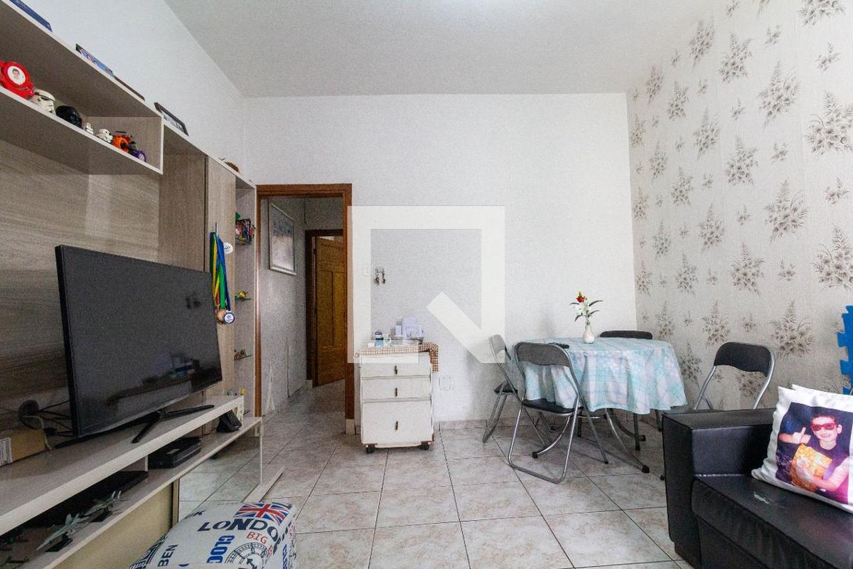 Casa, 1 quarto, 127 m² - Foto 2
