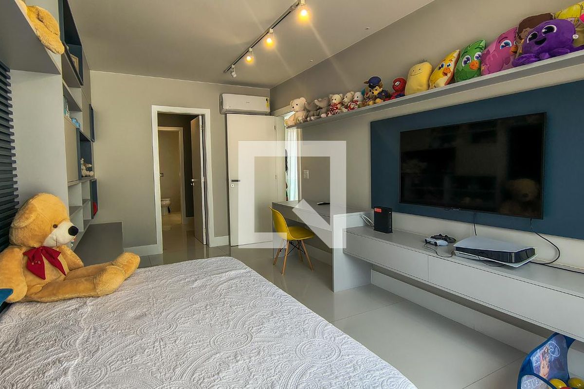 Casa, 5 quartos, 300 m² - Foto 22