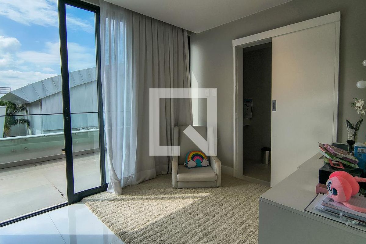 Casa, 5 quartos, 300 m² - Foto 64