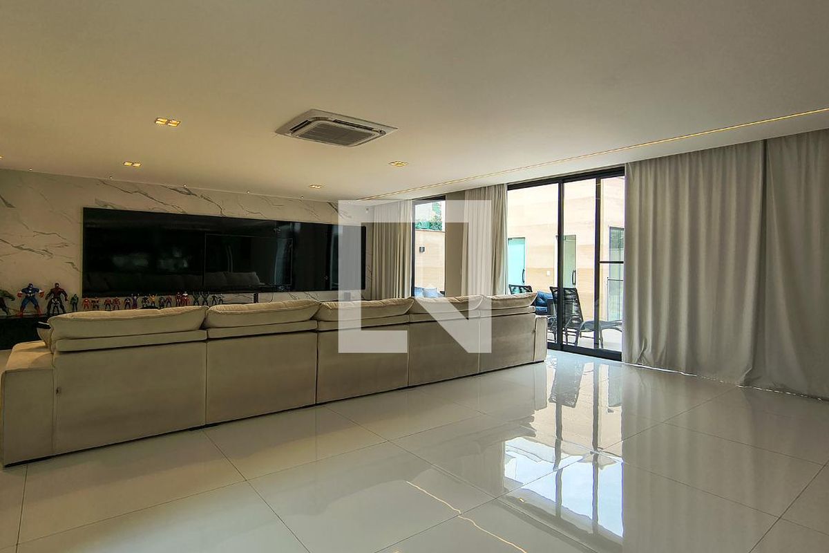 Casa, 5 quartos, 300 m² - Foto 4