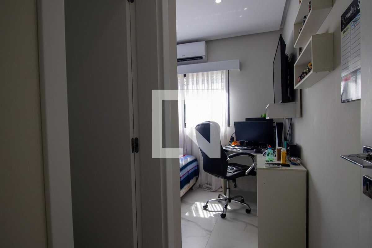 Casa, 4 quartos, 214 m² - Foto 58