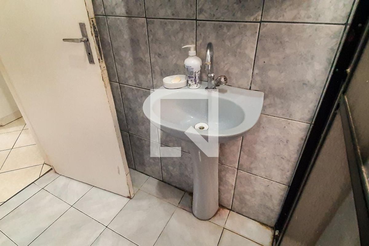 Casa, 4 quartos, 253 m² - Foto 42