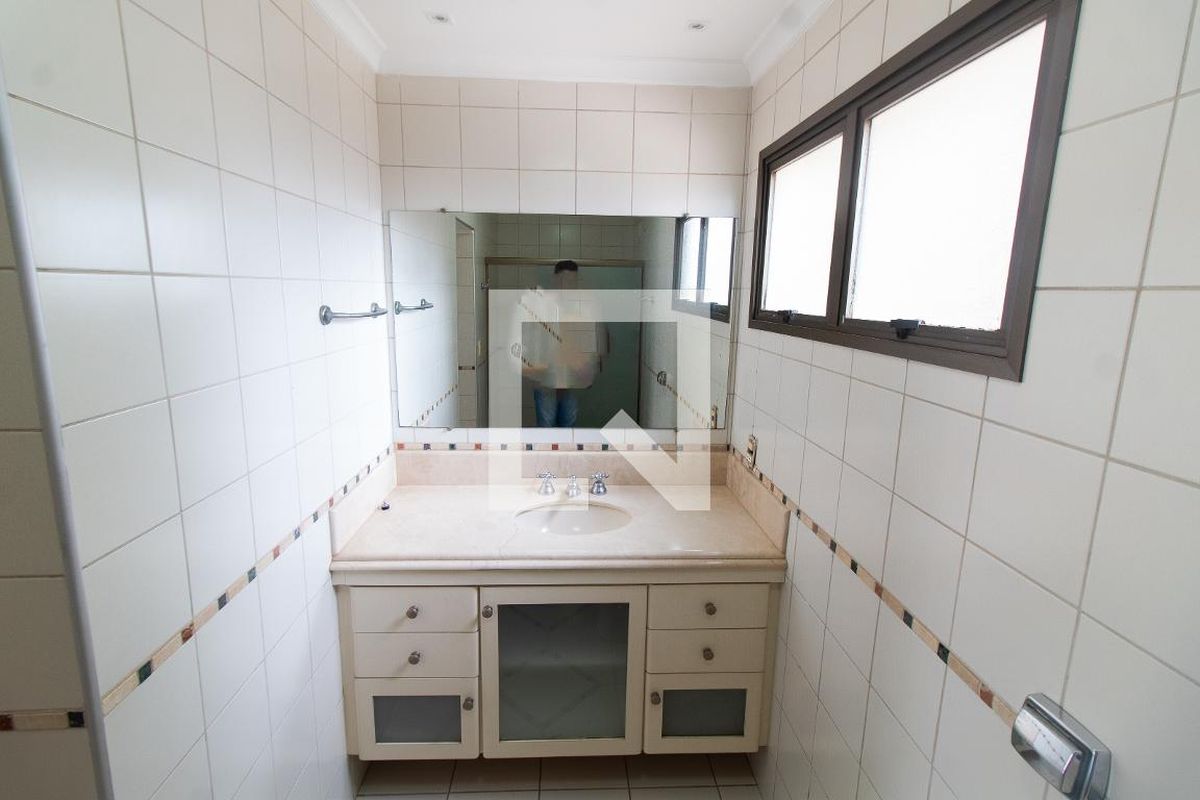 Apartamento à Venda - Cambuí, 3 Quartos,  156 m2 em , Campinas - sp | SoloBR