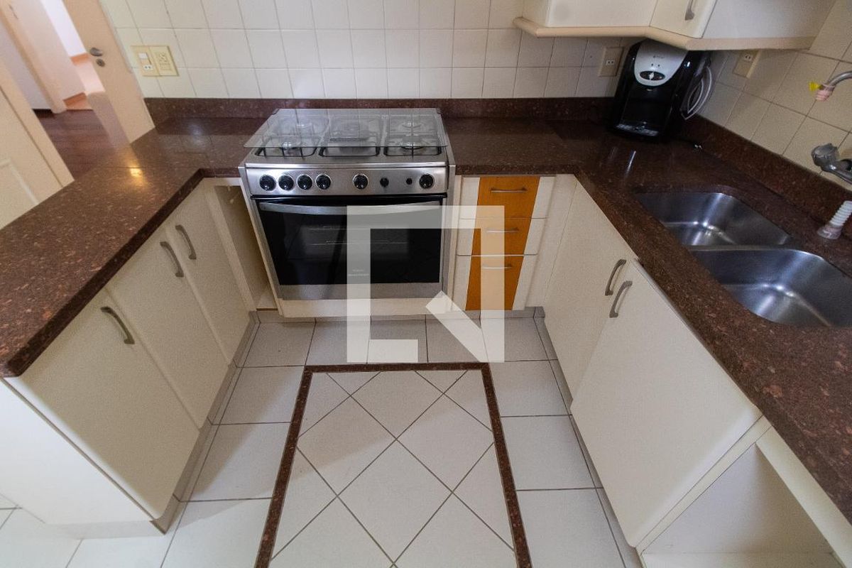 Apartamento à Venda - Cambuí, 3 Quartos,  156 m2 em , Campinas - sp | SoloBR