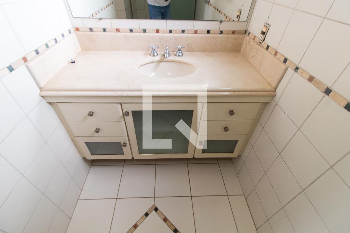 Apartamento à Venda - Cambuí, 3 Quartos,  156 m2 em , Campinas - sp | SoloBR