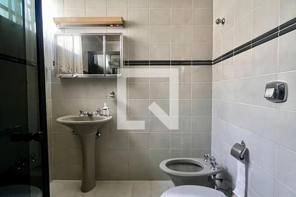 Casa à Venda - Taquaral, 3 Quartos,  141 m2 em , Campinas - sp | SoloBR