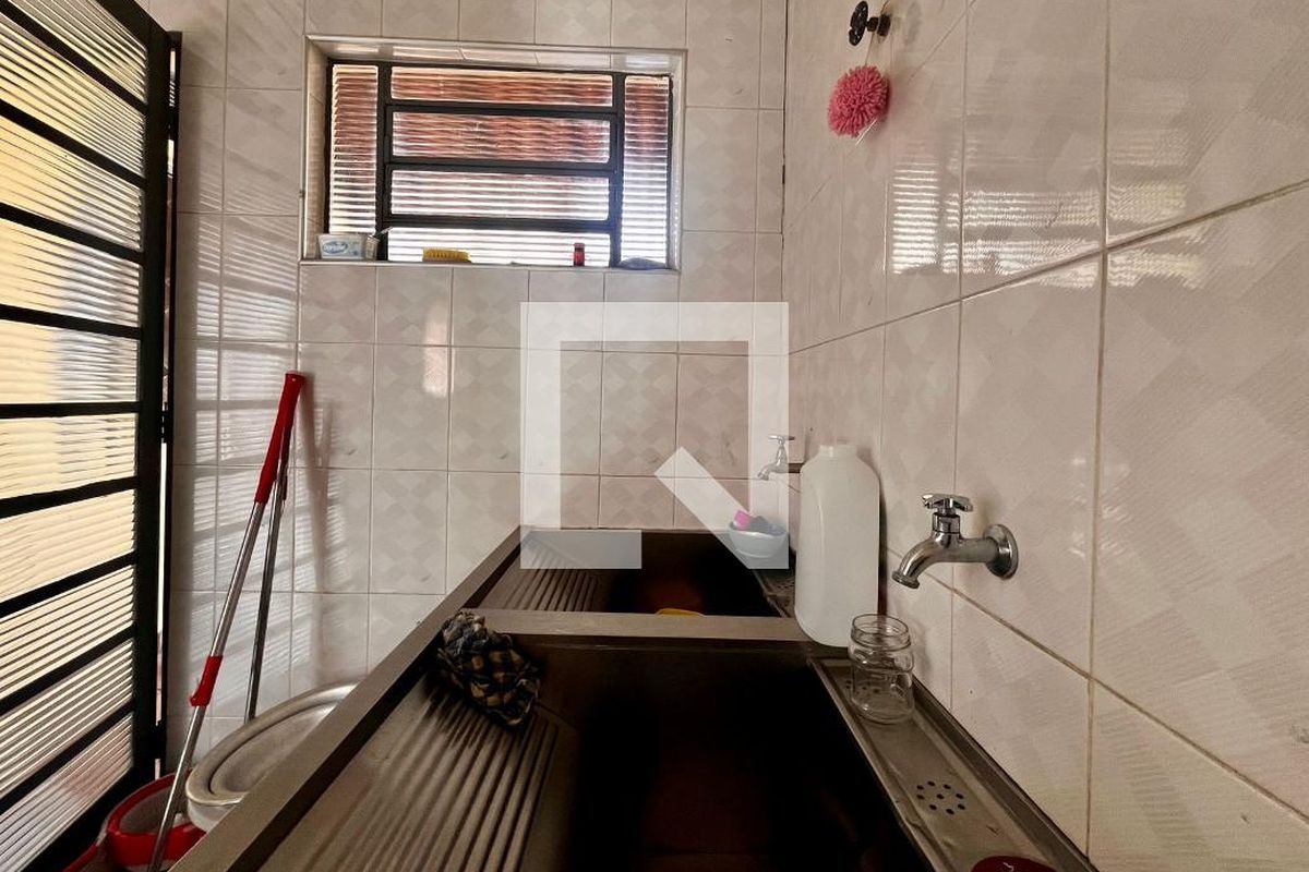 Casa à Venda - Taquaral, 3 Quartos,  141 m2 em , Campinas - sp | SoloBR