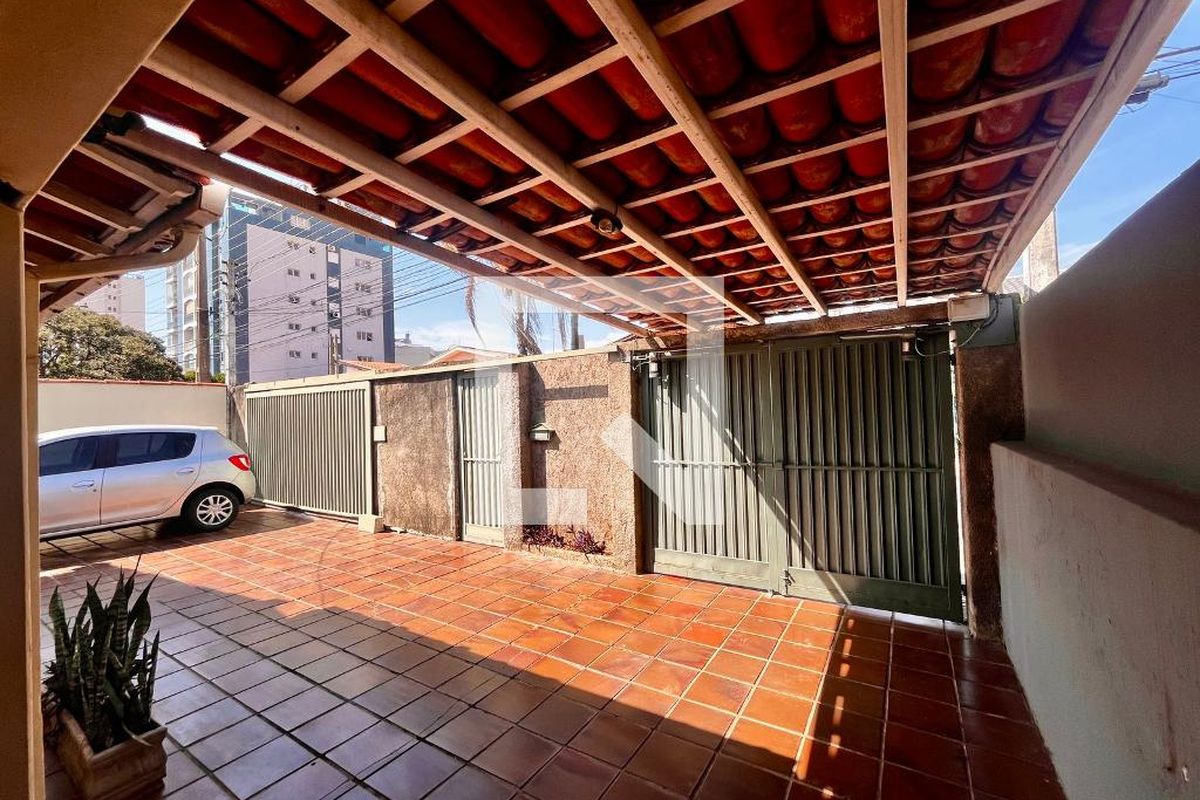 Casa à Venda - Taquaral, 3 Quartos,  141 m2 em , Campinas - sp | SoloBR