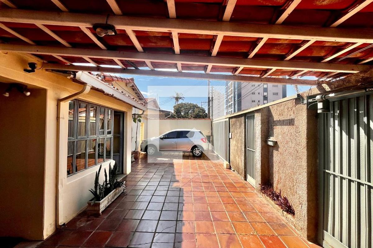 Casa à Venda - Taquaral, 3 Quartos,  141 m2 em , Campinas - sp | SoloBR