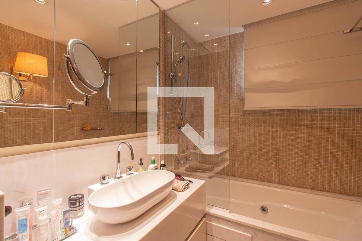 Apartamento, 3 quartos, 170 m² - Foto 32