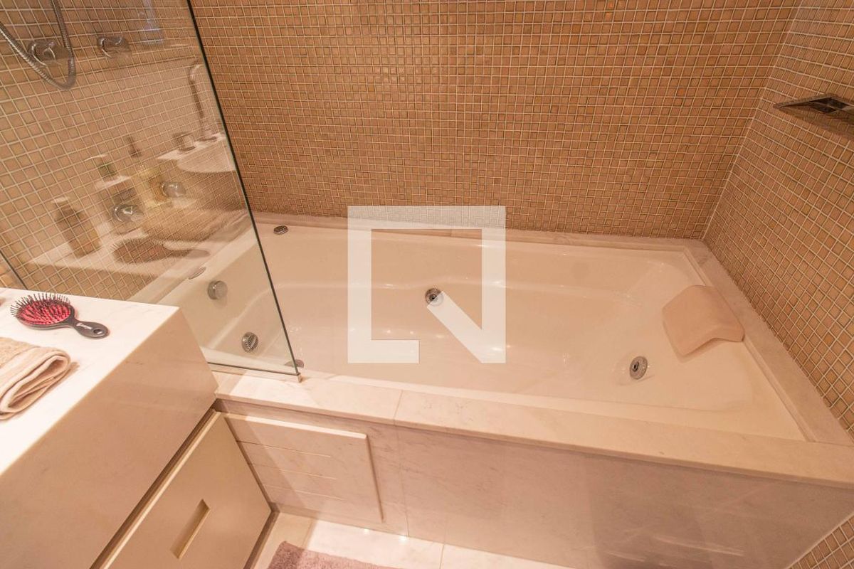 Apartamento, 3 quartos, 170 m² - Foto 33
