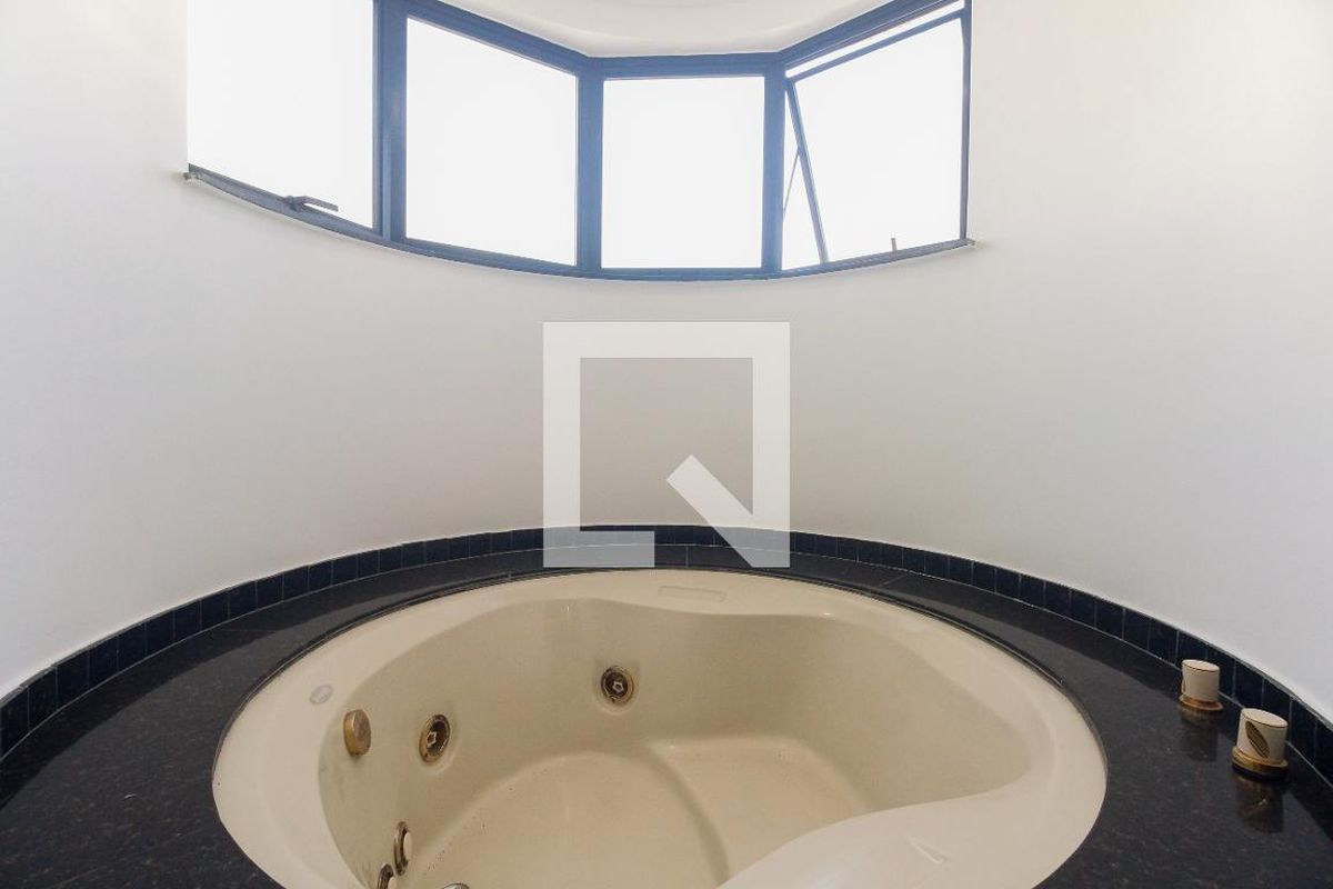 Apartamento, 4 quartos, 244 m² - Foto 109