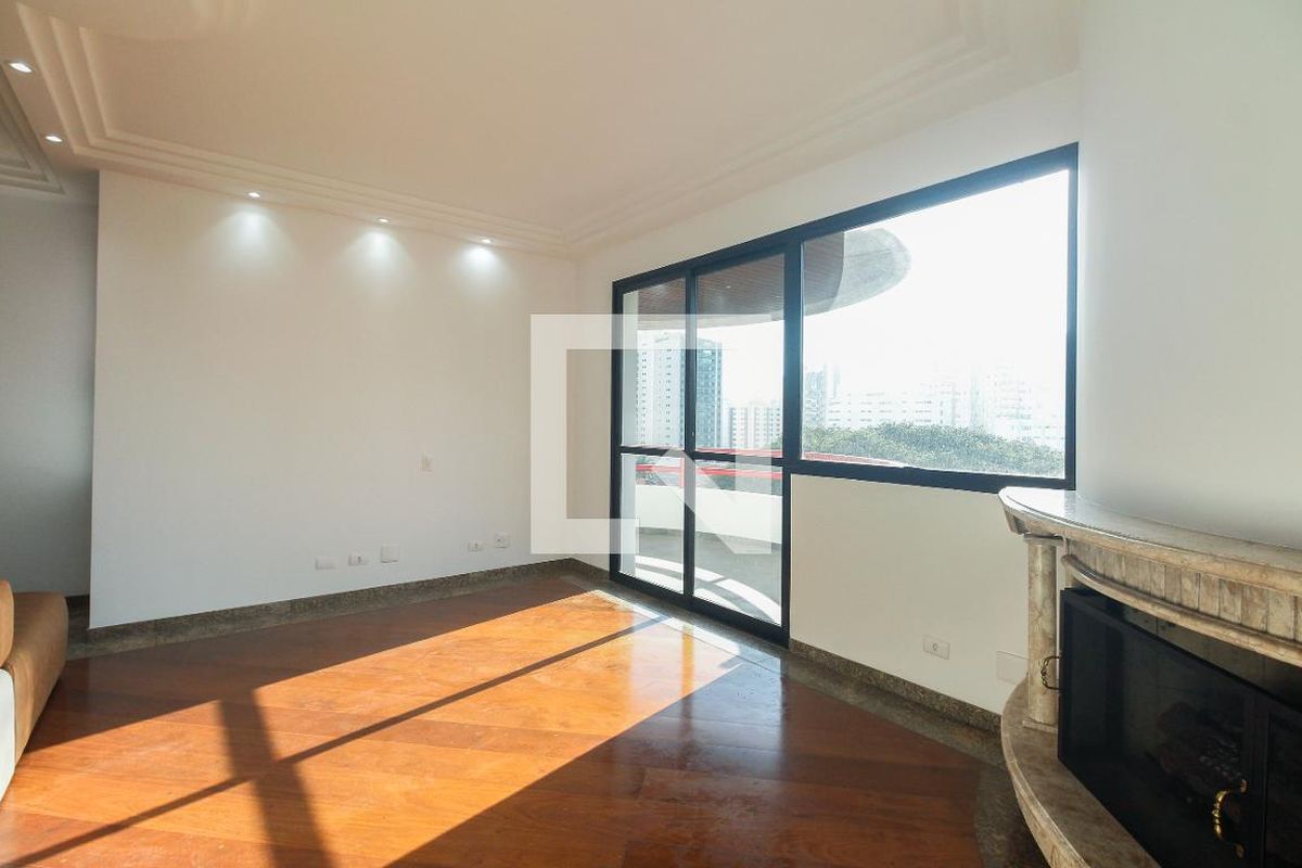 Apartamento, 4 quartos, 244 m² - Foto 14