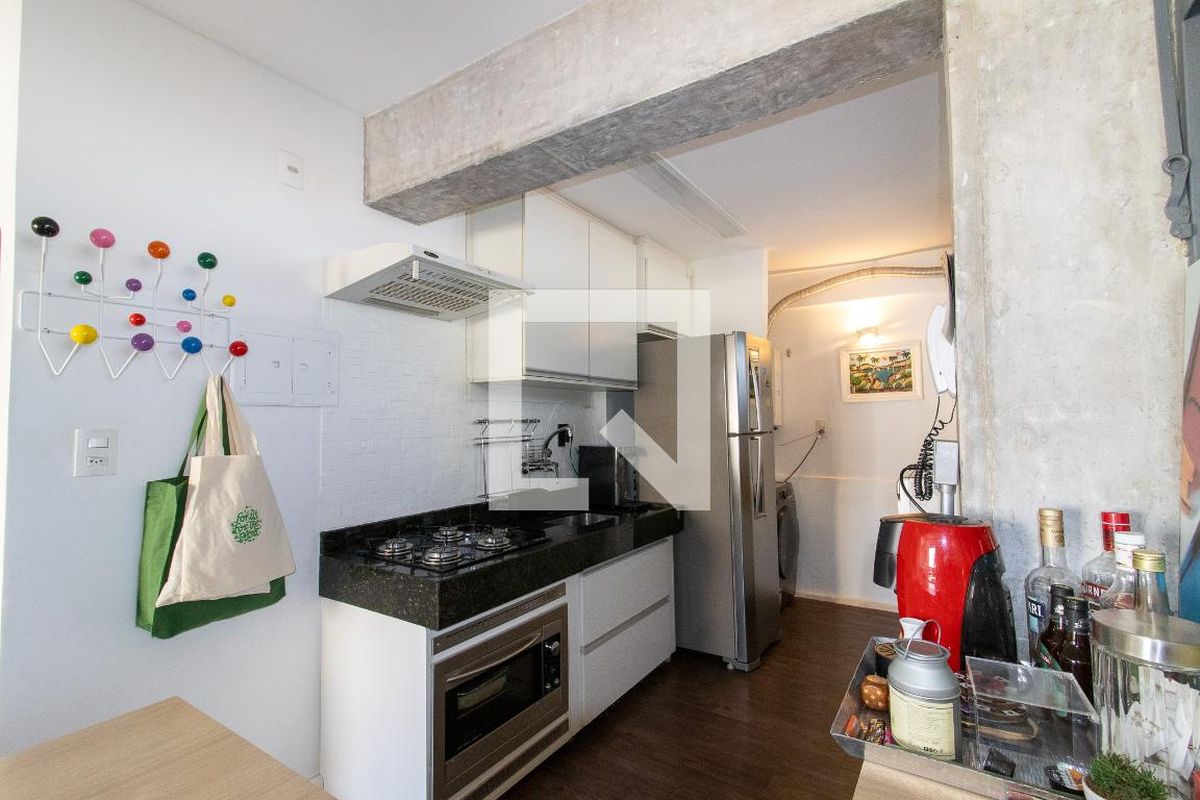 Apartamento à Venda - Cambuí, 2 Quartos,  74 m2 em , Campinas - sp | SoloBR